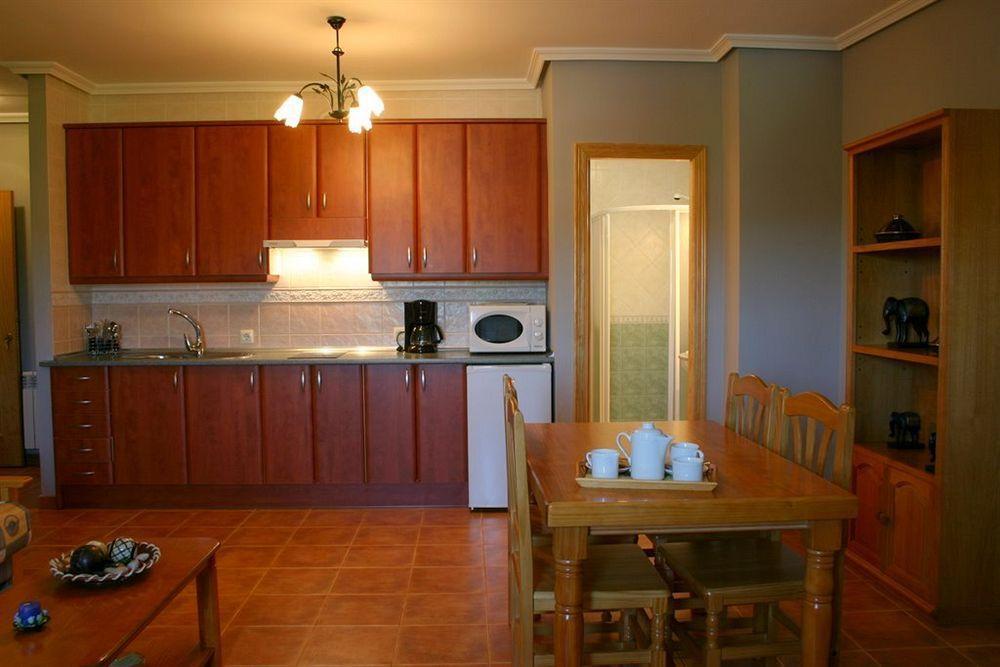Sierra De Monfrague Apartment Torrejon el Rubio Exterior photo
